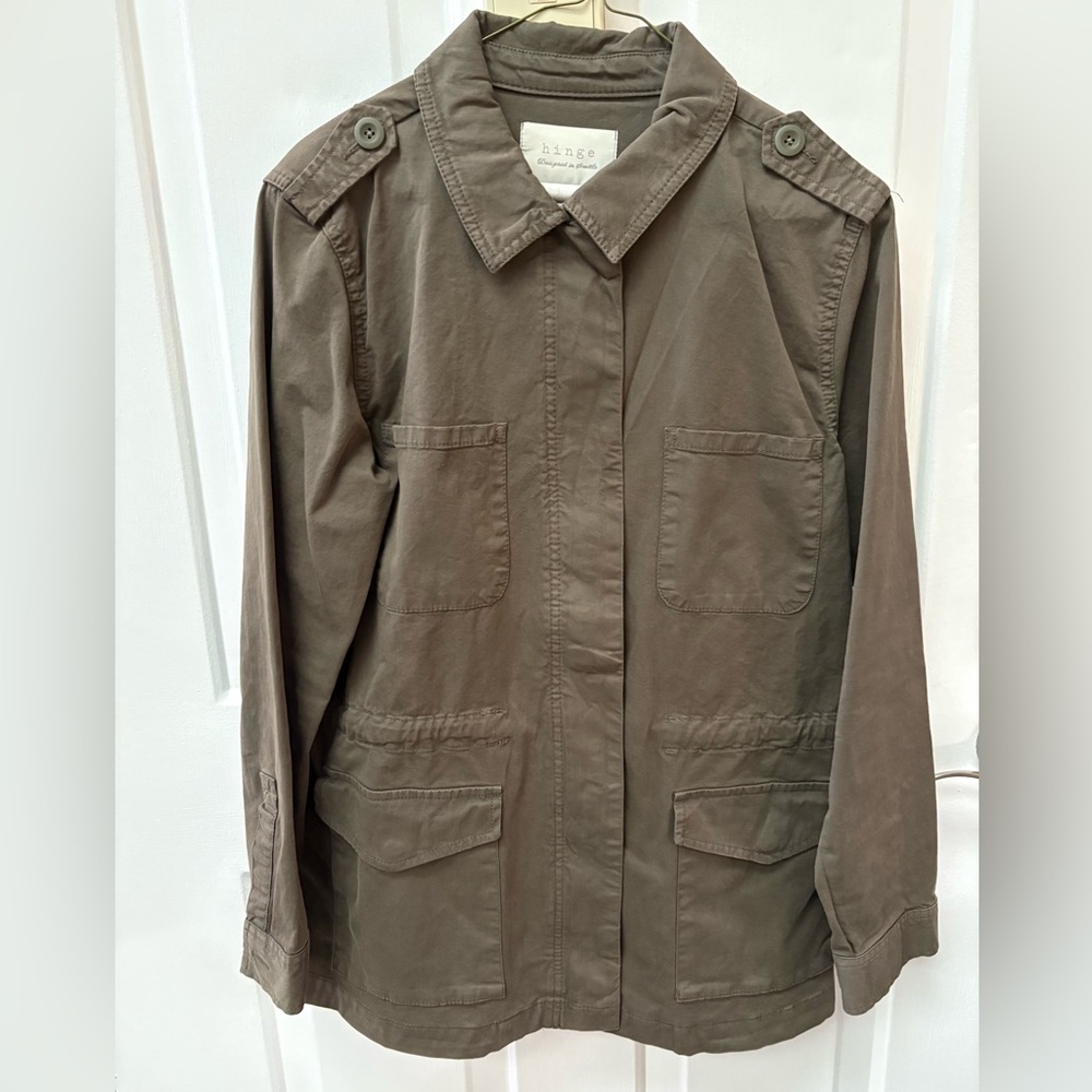 Hinge Khaki Utility Jacket for Women — Size M - Picture 8 of 8
